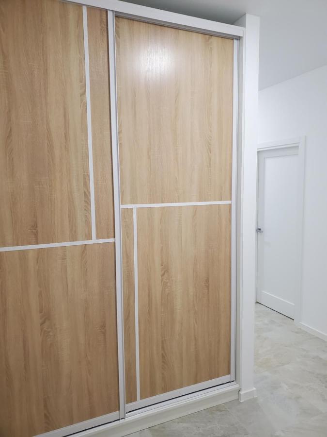 Vinna Просторі Апартаменти В Новобудові. Тернополь Экстерьер фото