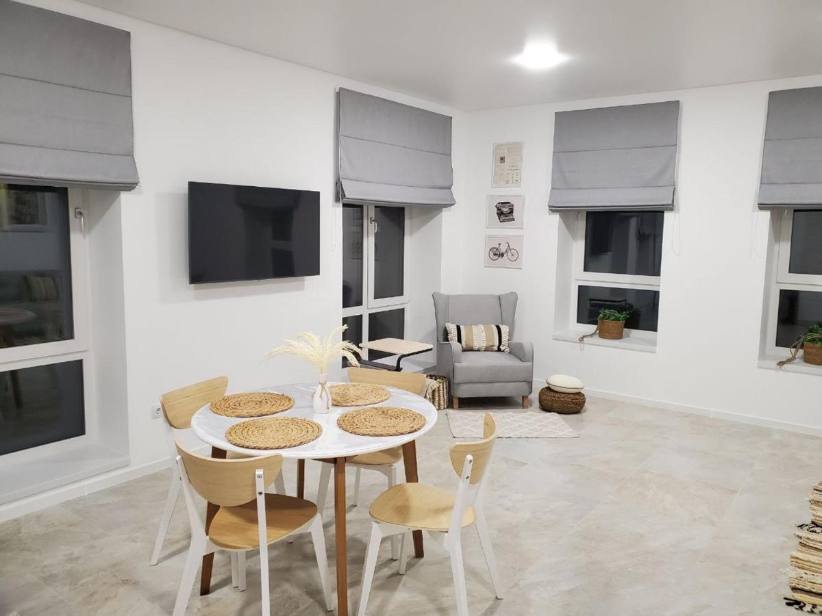 Vinna Просторі Апартаменти В Новобудові. Тернополь Экстерьер фото
